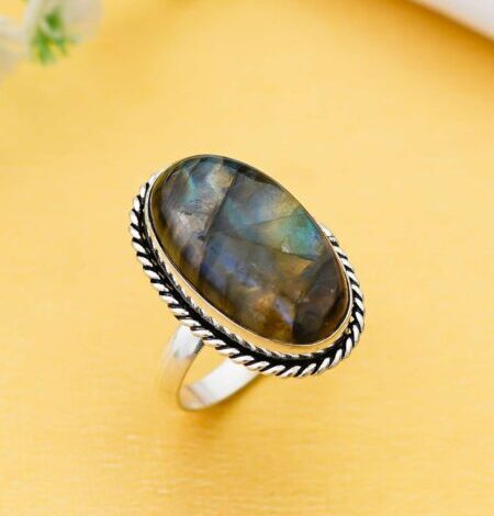Women's Gemstone Rings